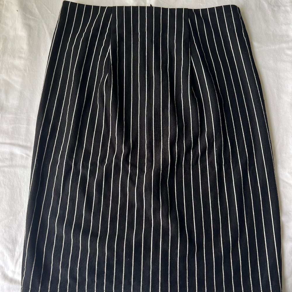 Few Moda Striped Skirt